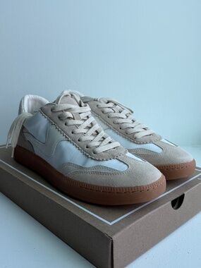 New in Box - Dolce Vita Notice Sneakers White Size 8.5